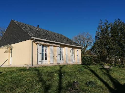 Campagne Proche Bayeux Et Plages Du Debarquement. Crouay Exterior foto